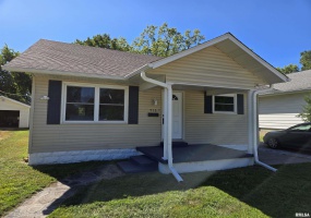 713 8TH Street, Herrin, Illinois 62948, 3 Bedrooms Bedrooms, 0 ,2 BathroomsBathrooms,Residential,For Sale,8TH,0,RMAEB459503