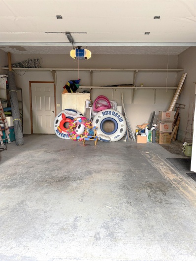 12196 LAGUNA Drive, Marion, Illinois 62959, 4 Bedrooms Bedrooms, 0 ,3 BathroomsBathrooms,Residential,For Sale,LAGUNA,0,RMAEB459507