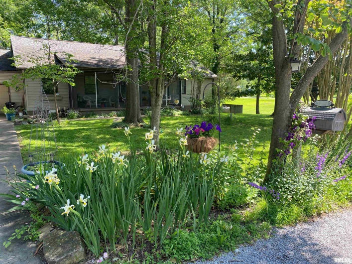 12196 LAGUNA Drive, Marion, Illinois 62959, 4 Bedrooms Bedrooms, 0 ,3 BathroomsBathrooms,Residential,For Sale,LAGUNA,0,RMAEB459507