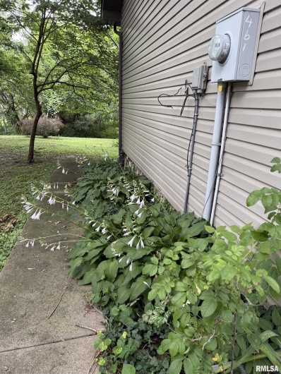 12196 LAGUNA Drive, Marion, Illinois 62959, 4 Bedrooms Bedrooms, 0 ,3 BathroomsBathrooms,Residential,For Sale,LAGUNA,0,RMAEB459507