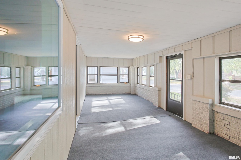 208 10TH Street, Herrin, Illinois 62948, 2 Bedrooms Bedrooms, 0 ,1 BathroomBathrooms,Residential,For Sale,10TH,0,RMAEB459510