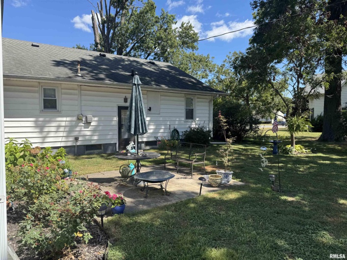 1803 CHERRY Street, Marion, Illinois 62959, 3 Bedrooms Bedrooms, 0 ,1 BathroomBathrooms,Residential,For Sale,CHERRY,0,RMAEB459511