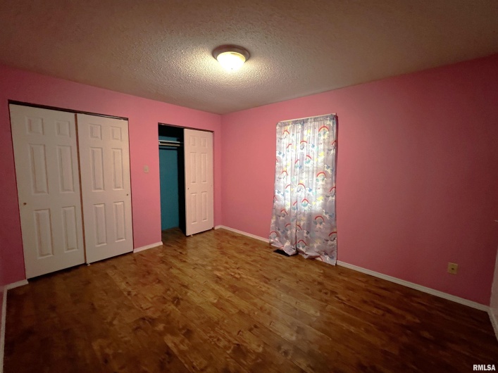 1202 Hadfield Street, Marion, Illinois 62959, 3 Bedrooms Bedrooms, 0 ,2 BathroomsBathrooms,Residential,For Sale,Hadfield,0,RMAQC4266903