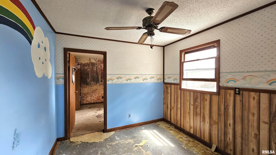518 Fife Street, Carrier Mills, Illinois 62917, 3 Bedrooms Bedrooms, 0 ,1 BathroomBathrooms,Residential,For Sale,Fife,0,RMAEB459520