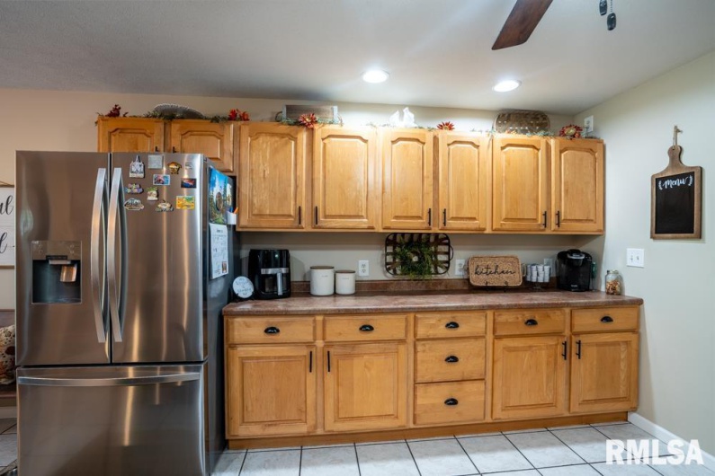 700 Legacy Drive, Herrin, Illinois 62948, 3 Bedrooms Bedrooms, 0 ,2 BathroomsBathrooms,Residential,For Sale,Legacy,0,RMAQC4264769