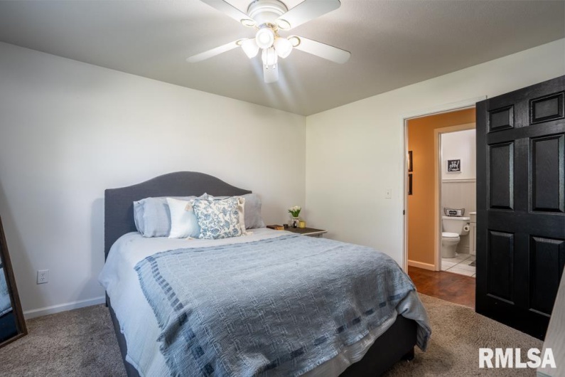 700 Legacy Drive, Herrin, Illinois 62948, 3 Bedrooms Bedrooms, 0 ,2 BathroomsBathrooms,Residential,For Sale,Legacy,0,RMAQC4264769