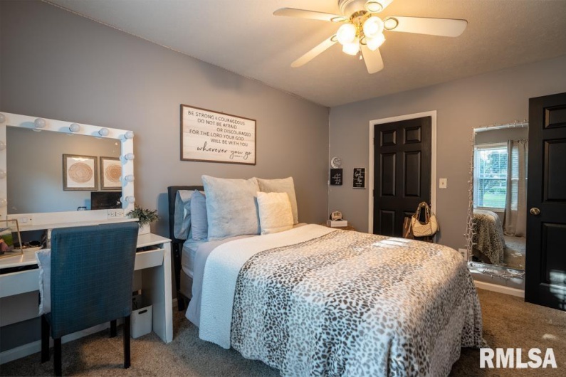 700 Legacy Drive, Herrin, Illinois 62948, 3 Bedrooms Bedrooms, 0 ,2 BathroomsBathrooms,Residential,For Sale,Legacy,0,RMAQC4264769