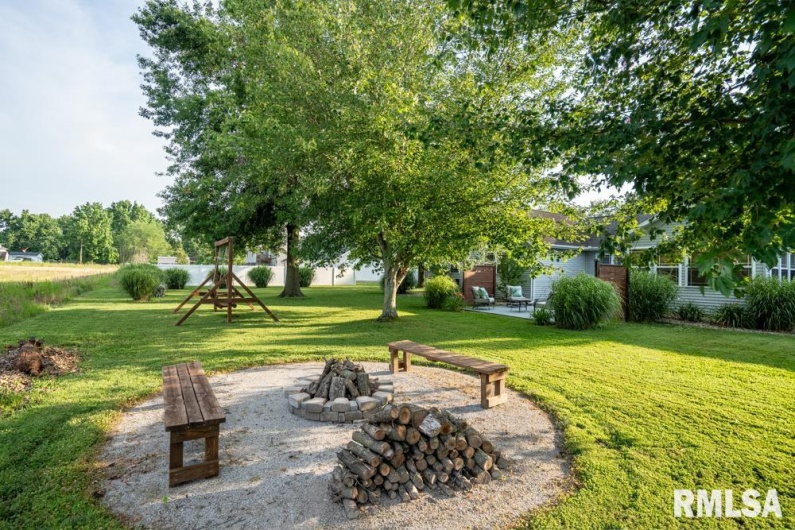700 Legacy Drive, Herrin, Illinois 62948, 3 Bedrooms Bedrooms, 0 ,2 BathroomsBathrooms,Residential,For Sale,Legacy,0,RMAQC4264769