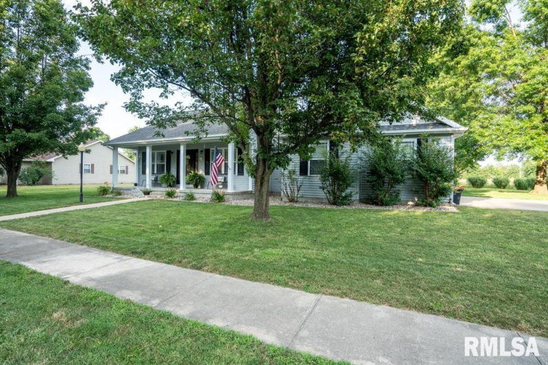 700 Legacy Drive, Herrin, Illinois 62948, 3 Bedrooms Bedrooms, 0 ,2 BathroomsBathrooms,Residential,For Sale,Legacy,0,RMAQC4264769