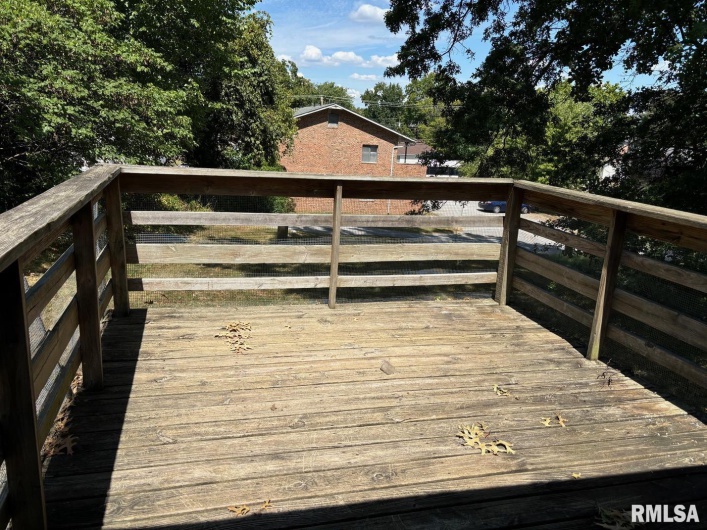 314 HESTER Street, Carbondale, Illinois 62901, 4 Bedrooms Bedrooms, 0 ,2 BathroomsBathrooms,Residential,For Sale,HESTER,0,RMAEB459522