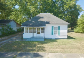 311 6TH Street, Elkville, Illinois 62932, 2 Bedrooms Bedrooms, 0 ,1 BathroomBathrooms,Residential,For Sale,6TH,0,RMAEB459523