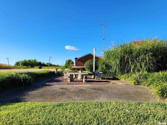325 BUTLER Road, Harrisburg, Illinois 62946-5260, 2 Bedrooms Bedrooms, 0 ,1 BathroomBathrooms,Residential,For Sale,BUTLER,0,RMAEB459524