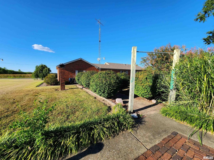 325 BUTLER Road, Harrisburg, Illinois 62946-5260, 2 Bedrooms Bedrooms, 0 ,1 BathroomBathrooms,Residential,For Sale,BUTLER,0,RMAEB459524