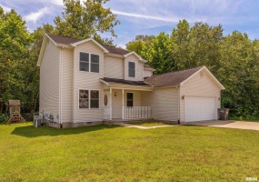 2109 MEADOW Lane, Carbondale, Illinois 62901, 4 Bedrooms Bedrooms, 0 ,3 BathroomsBathrooms,Residential,For Sale,MEADOW,0,RMAEB459525