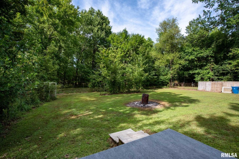 124 Merry Acres Lane, Carterville, Illinois 62918, 3 Bedrooms Bedrooms, 0 ,2 BathroomsBathrooms,Residential,For Sale,Merry Acres,0,RMAQC4266917