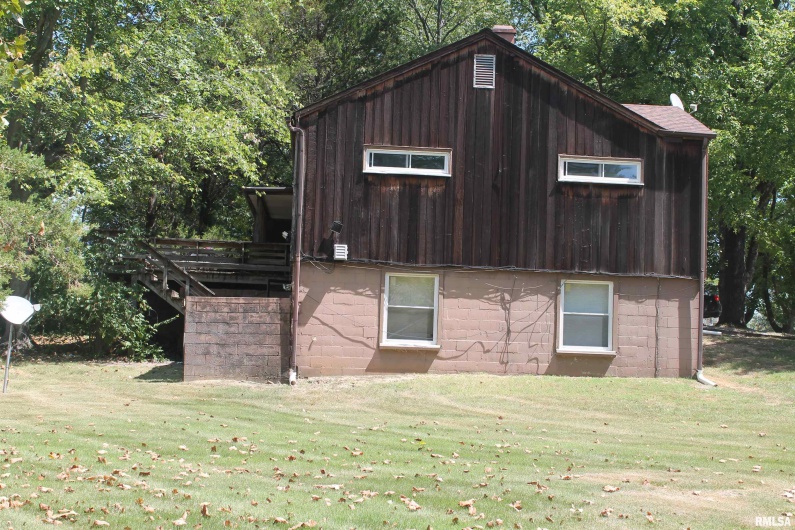 1130 Walkup Street, Carbondale, Illinois 62901, 3 Bedrooms Bedrooms, 0 ,1 BathroomBathrooms,Residential,For Sale,Walkup,0,RMAEB459530