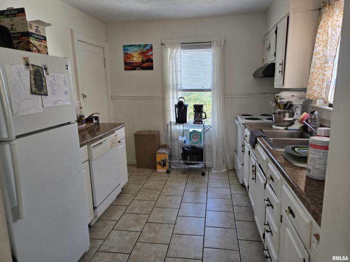 1110 Walkup Street, Carbondale, Illinois 62901, 2 Bedrooms Bedrooms, 0 ,2 BathroomsBathrooms,Residential,For Sale,Walkup,0,RMAEB459531