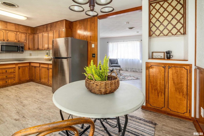 113 Belinda Drive, Marion, Illinois 62959-4910, 3 Bedrooms Bedrooms, 0 ,2 BathroomsBathrooms,Residential,For Sale,Belinda,0,RMAEB459534