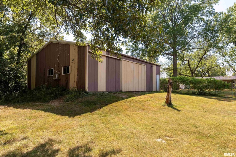 113 Belinda Drive, Marion, Illinois 62959-4910, 3 Bedrooms Bedrooms, 0 ,2 BathroomsBathrooms,Residential,For Sale,Belinda,0,RMAEB459534