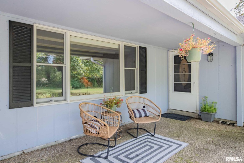 192 AMBER Lane, Carbondale, Illinois 62902, 4 Bedrooms Bedrooms, 0 ,2 BathroomsBathrooms,Residential,For Sale,AMBER,0,RMAQC4266925