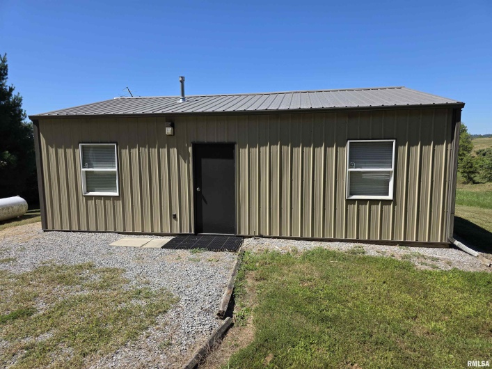 28 SIMPSON Lane, Elizabethtown, Illinois 62931, 2 Bedrooms Bedrooms, 0 ,0,Residential,For Sale,SIMPSON,0,RMAQC4266926