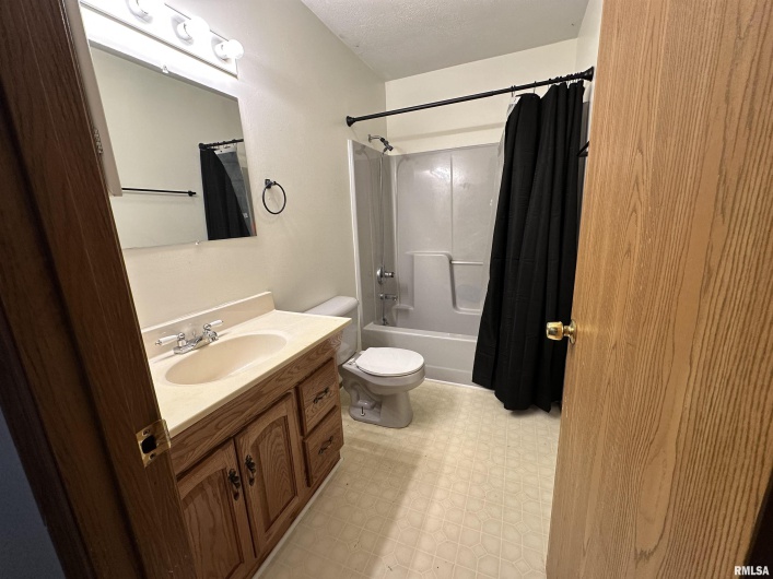 3456 Giant City Road, Makanda, Illinois 62958, 0 , 0 ,0,Residential Income,For Sale,Giant City,0,RMAEB459543