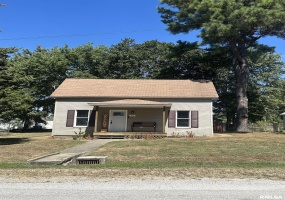 310 ALMOND Street, Percy, Illinois 62272, 2 Bedrooms Bedrooms, 0 ,1 BathroomBathrooms,Residential,For Sale,ALMOND,0,RMAEB459544