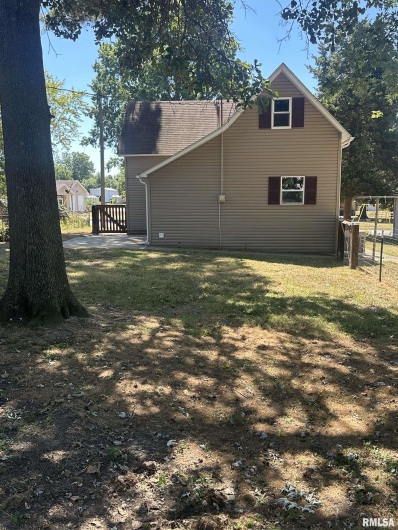 310 ALMOND Street, Percy, Illinois 62272, 2 Bedrooms Bedrooms, 0 ,1 BathroomBathrooms,Residential,For Sale,ALMOND,0,RMAEB459544