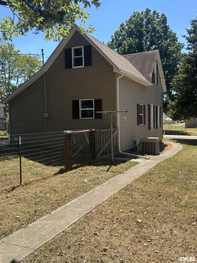 310 ALMOND Street, Percy, Illinois 62272, 2 Bedrooms Bedrooms, 0 ,1 BathroomBathrooms,Residential,For Sale,ALMOND,0,RMAEB459544