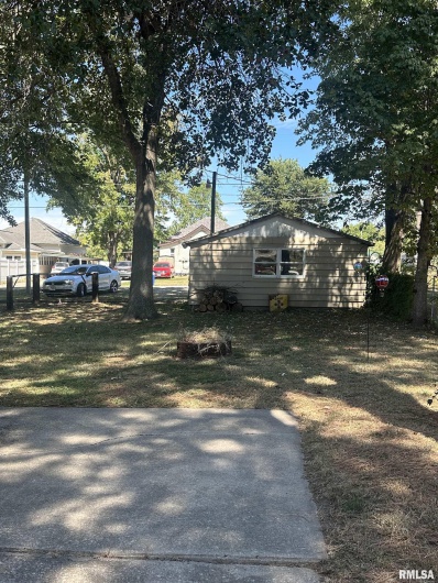 310 ALMOND Street, Percy, Illinois 62272, 2 Bedrooms Bedrooms, 0 ,1 BathroomBathrooms,Residential,For Sale,ALMOND,0,RMAEB459544