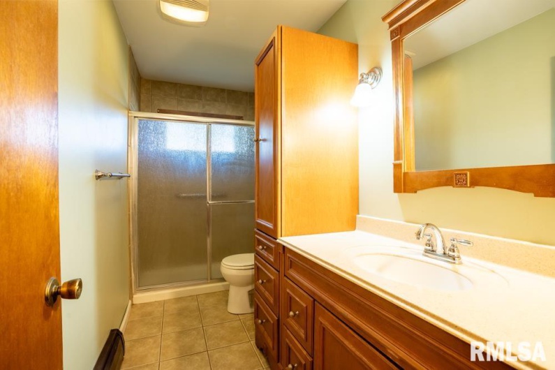 208 SYCAMORE Street, Elkville, Illinois 62932, 2 Bedrooms Bedrooms, 0 ,2 BathroomsBathrooms,Residential,For Sale,SYCAMORE,0,RMAQC4266929