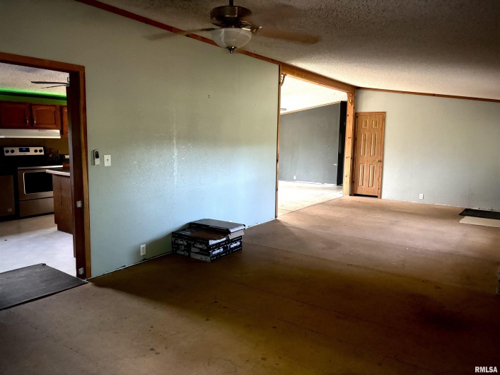 4295 Lick Creek Road, Buncombe, Illinois 62912, 3 Bedrooms Bedrooms, 0 ,2 BathroomsBathrooms,Residential,For Sale,Lick Creek,0,RMAQC4266931