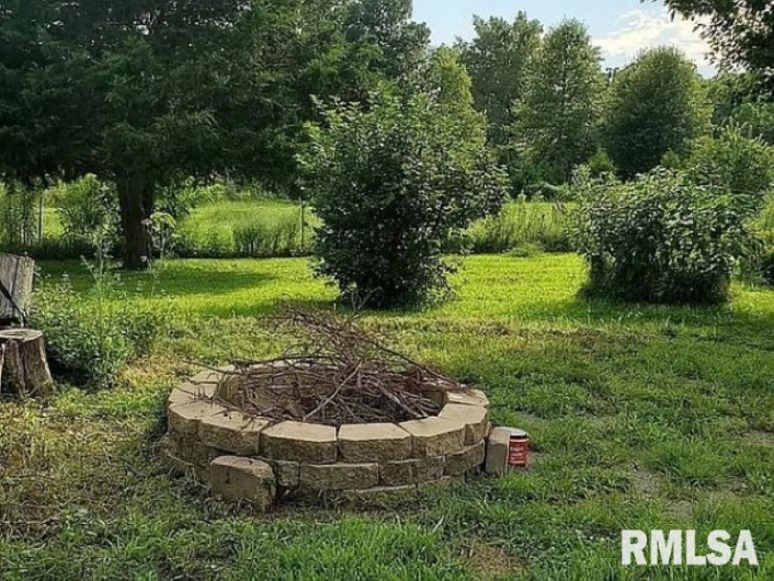 4295 Lick Creek Road, Buncombe, Illinois 62912, 3 Bedrooms Bedrooms, 0 ,2 BathroomsBathrooms,Residential,For Sale,Lick Creek,0,RMAQC4266931