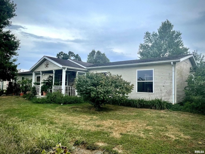 4295 Lick Creek Road, Buncombe, Illinois 62912, 3 Bedrooms Bedrooms, 0 ,2 BathroomsBathrooms,Residential,For Sale,Lick Creek,0,RMAQC4266931
