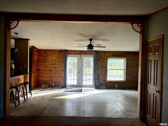 4295 Lick Creek Road, Buncombe, Illinois 62912, 3 Bedrooms Bedrooms, 0 ,2 BathroomsBathrooms,Residential,For Sale,Lick Creek,0,RMAQC4266931