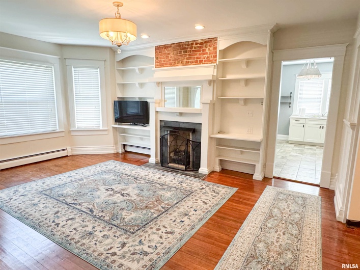 102 FRONT Street, Dongola, Illinois 62926, 5 Bedrooms Bedrooms, 0 ,3 BathroomsBathrooms,Residential,For Sale,FRONT,0,RMAEB459546