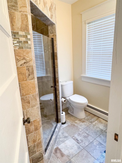 102 FRONT Street, Dongola, Illinois 62926, 5 Bedrooms Bedrooms, 0 ,3 BathroomsBathrooms,Residential,For Sale,FRONT,0,RMAEB459546