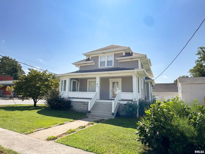 102 FRONT Street, Dongola, Illinois 62926, 5 Bedrooms Bedrooms, 0 ,3 BathroomsBathrooms,Residential,For Sale,FRONT,0,RMAEB459546