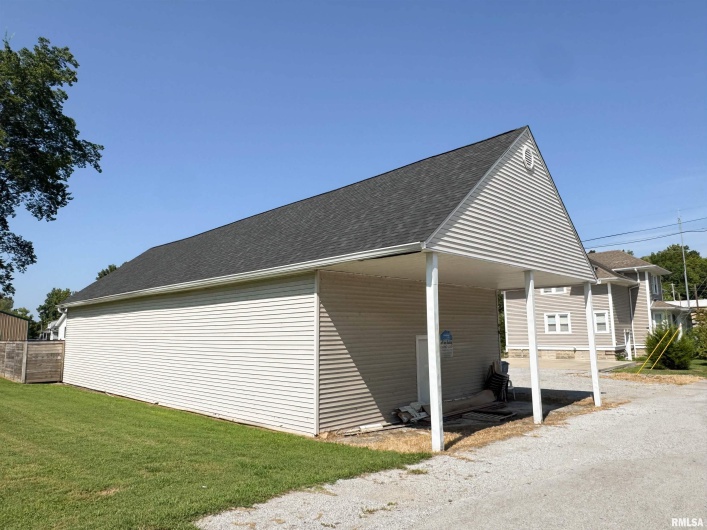 102 FRONT Street, Dongola, Illinois 62926, 5 Bedrooms Bedrooms, 0 ,3 BathroomsBathrooms,Residential,For Sale,FRONT,0,RMAEB459546