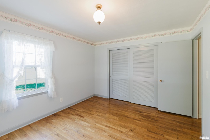 14655 CHRISTMAS TREE Road, Johnston City, Illinois 62951, 3 Bedrooms Bedrooms, 0 ,1 BathroomBathrooms,Residential,For Sale,CHRISTMAS TREE,0,RMAQC4266934
