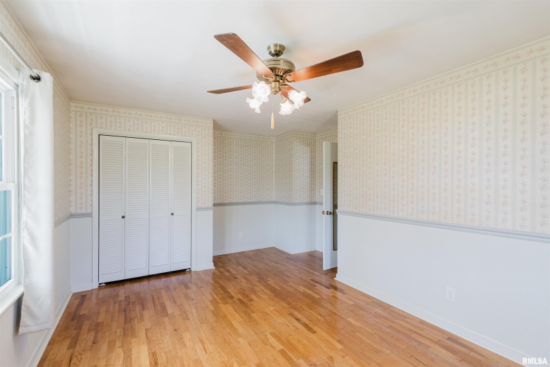 14655 CHRISTMAS TREE Road, Johnston City, Illinois 62951, 3 Bedrooms Bedrooms, 0 ,1 BathroomBathrooms,Residential,For Sale,CHRISTMAS TREE,0,RMAQC4266934