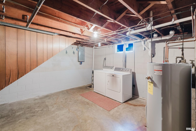 14655 CHRISTMAS TREE Road, Johnston City, Illinois 62951, 3 Bedrooms Bedrooms, 0 ,1 BathroomBathrooms,Residential,For Sale,CHRISTMAS TREE,0,RMAQC4266934