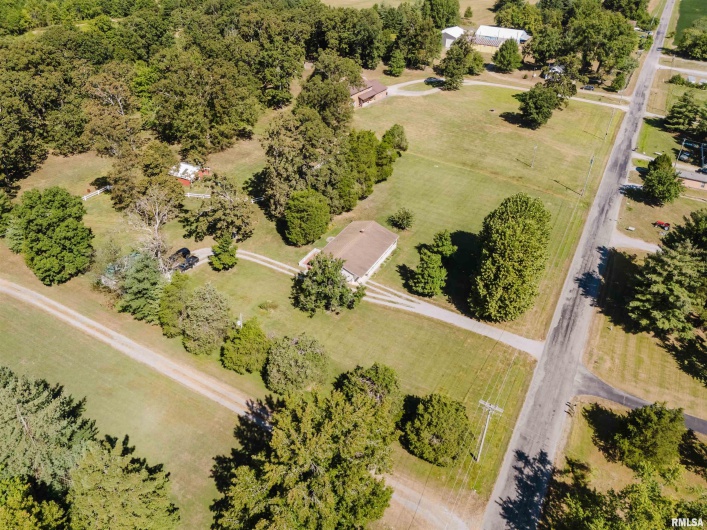 14655 CHRISTMAS TREE Road, Johnston City, Illinois 62951, 3 Bedrooms Bedrooms, 0 ,1 BathroomBathrooms,Residential,For Sale,CHRISTMAS TREE,0,RMAQC4266934