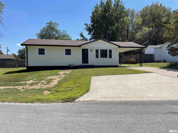 319 LINDSEY Street, Metropolis, Illinois 62960, 3 Bedrooms Bedrooms, 0 ,2 BathroomsBathrooms,Residential,For Sale,LINDSEY,0,RMAEB459554