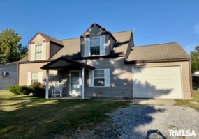 1204 THOMPSON Street, Carterville, Illinois 62918, 3 Bedrooms Bedrooms, 0 ,2 BathroomsBathrooms,Residential,For Sale,THOMPSON,0,RMAEB459555