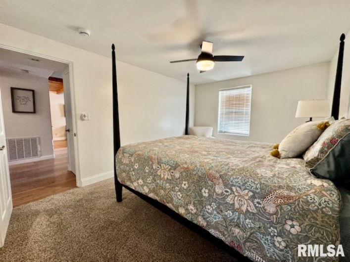 1204 THOMPSON Street, Carterville, Illinois 62918, 3 Bedrooms Bedrooms, 0 ,2 BathroomsBathrooms,Residential,For Sale,THOMPSON,0,RMAEB459555