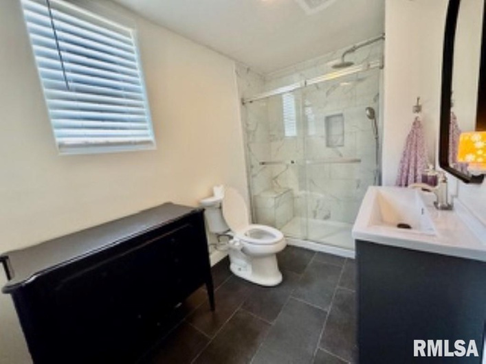 1204 THOMPSON Street, Carterville, Illinois 62918, 3 Bedrooms Bedrooms, 0 ,2 BathroomsBathrooms,Residential,For Sale,THOMPSON,0,RMAEB459555