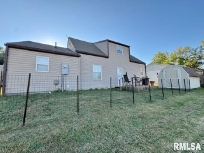 1204 THOMPSON Street, Carterville, Illinois 62918, 3 Bedrooms Bedrooms, 0 ,2 BathroomsBathrooms,Residential,For Sale,THOMPSON,0,RMAEB459555