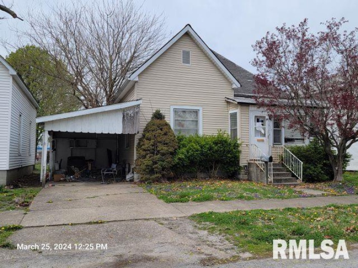 617 14TH Street, Herrin, Illinois 62948, 2 Bedrooms Bedrooms, 0 ,1 BathroomBathrooms,Residential,For Sale,14TH,0,RMAEB459566