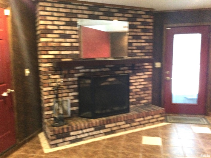 203 Whitlock Street, Jonesboro, Illinois 62952, 3 Bedrooms Bedrooms, 0 ,2 BathroomsBathrooms,Residential,For Sale,Whitlock,0,RMAQC4266986